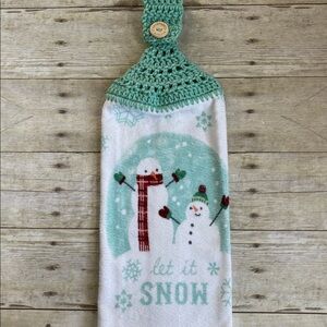 Let it Snow Crochet Top Hanging Towel Single Thickness Snowmen & Snowflakes